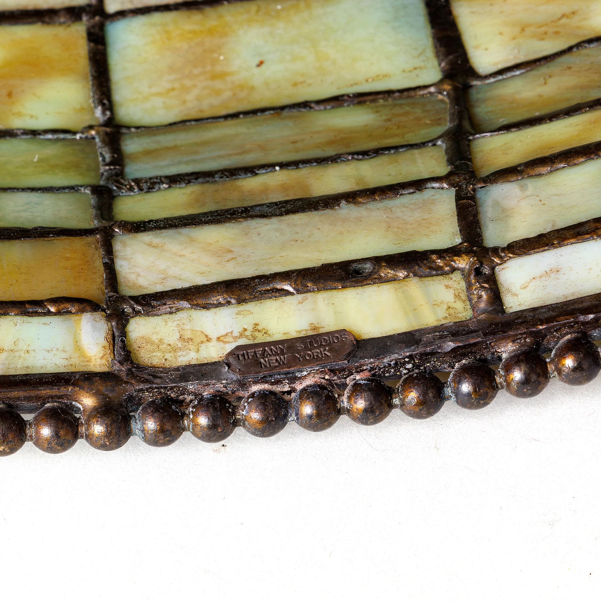 A Tiffany Studios New York "Swirling Leaf Geometric" Chandelier. - Image 7