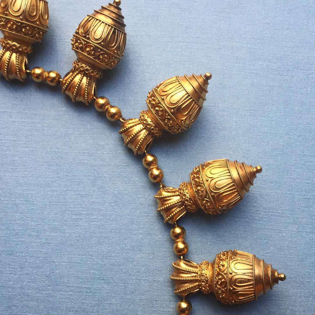 Archaeological Revival Gold Necklace - Image 3