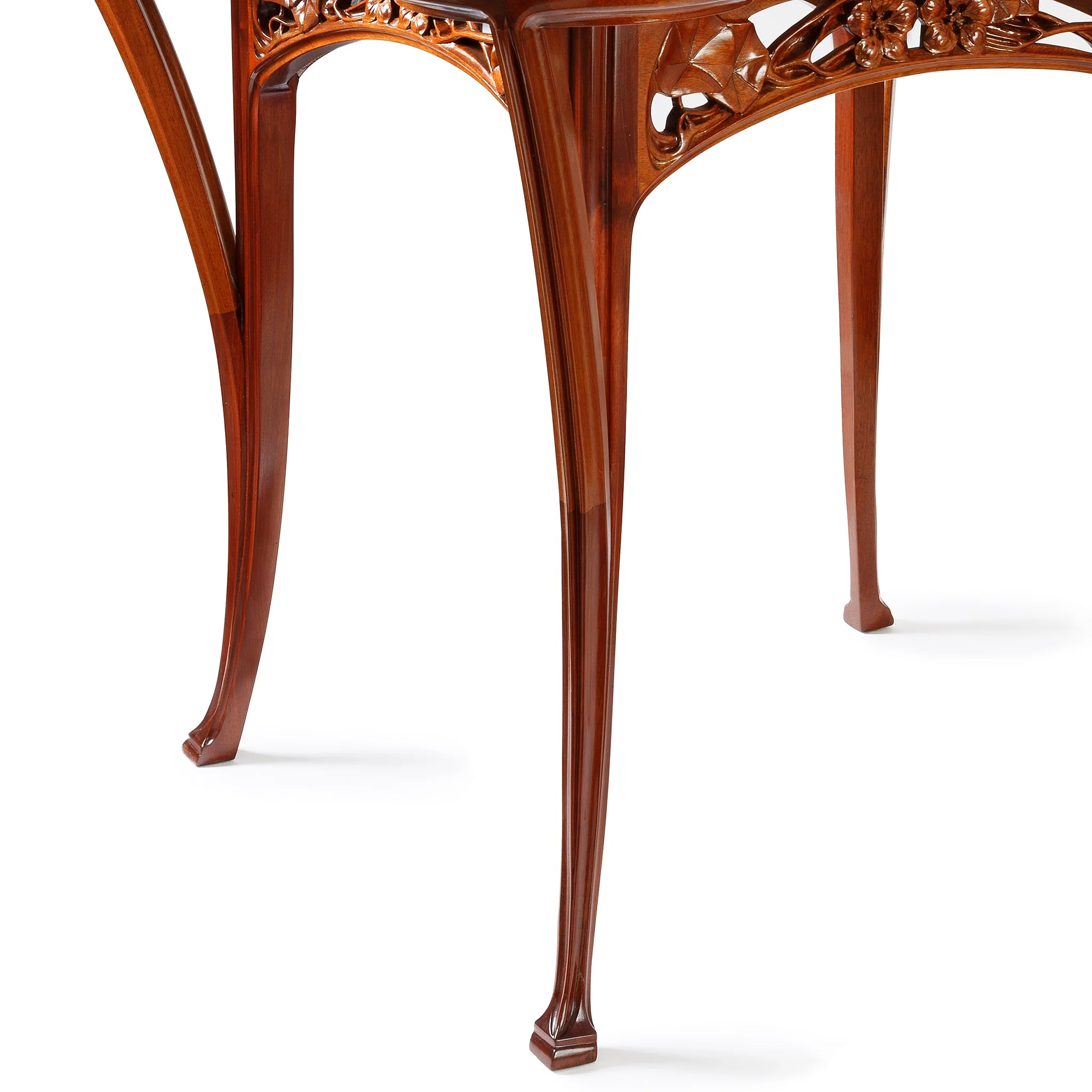 Camille Gauthier “Capucines” Games Table - Image 4