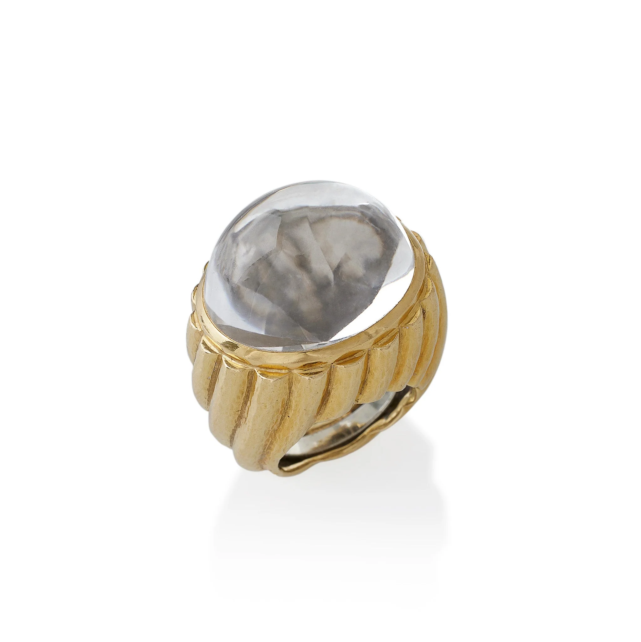 David Webb Rock Crystal and Hammered Gold Bombé Ring - Image 4