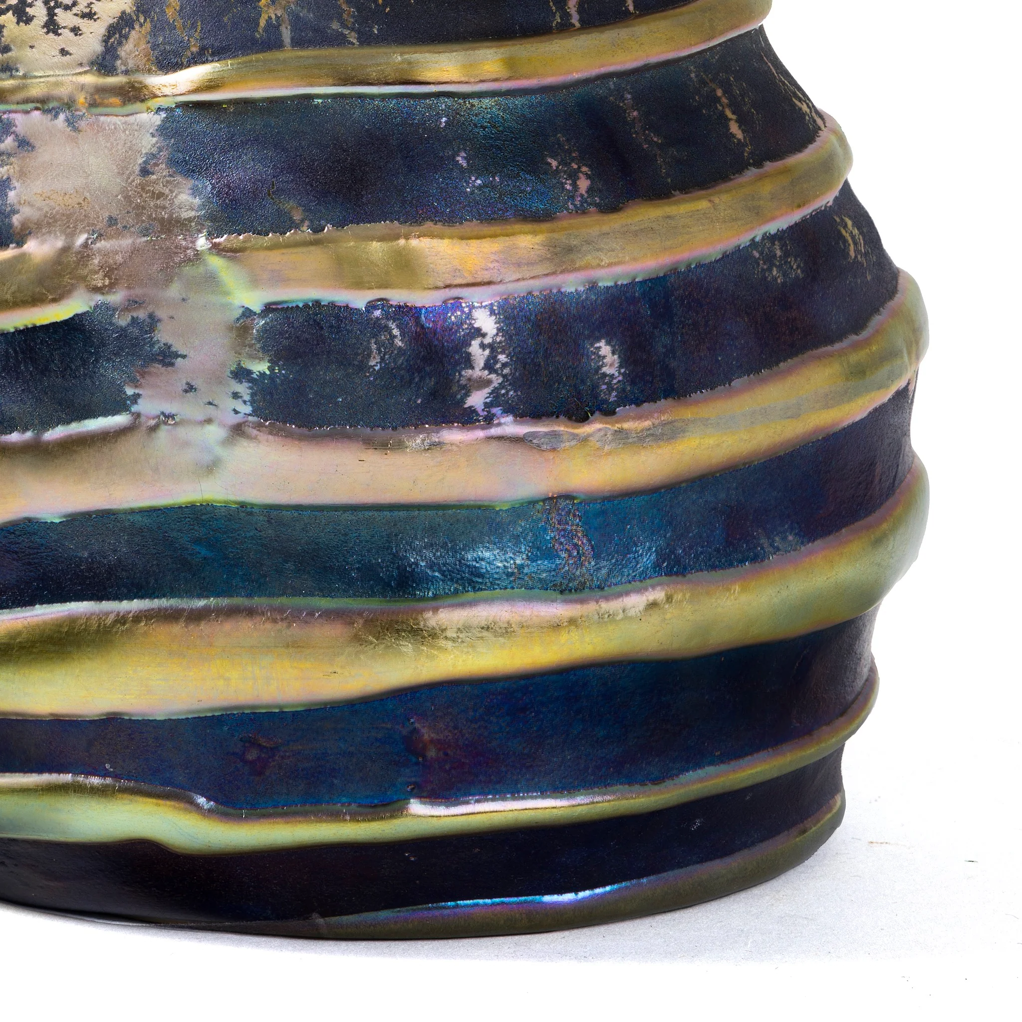 Louis Comfort Tiffany "Lava" Favrile Vase - Image 3