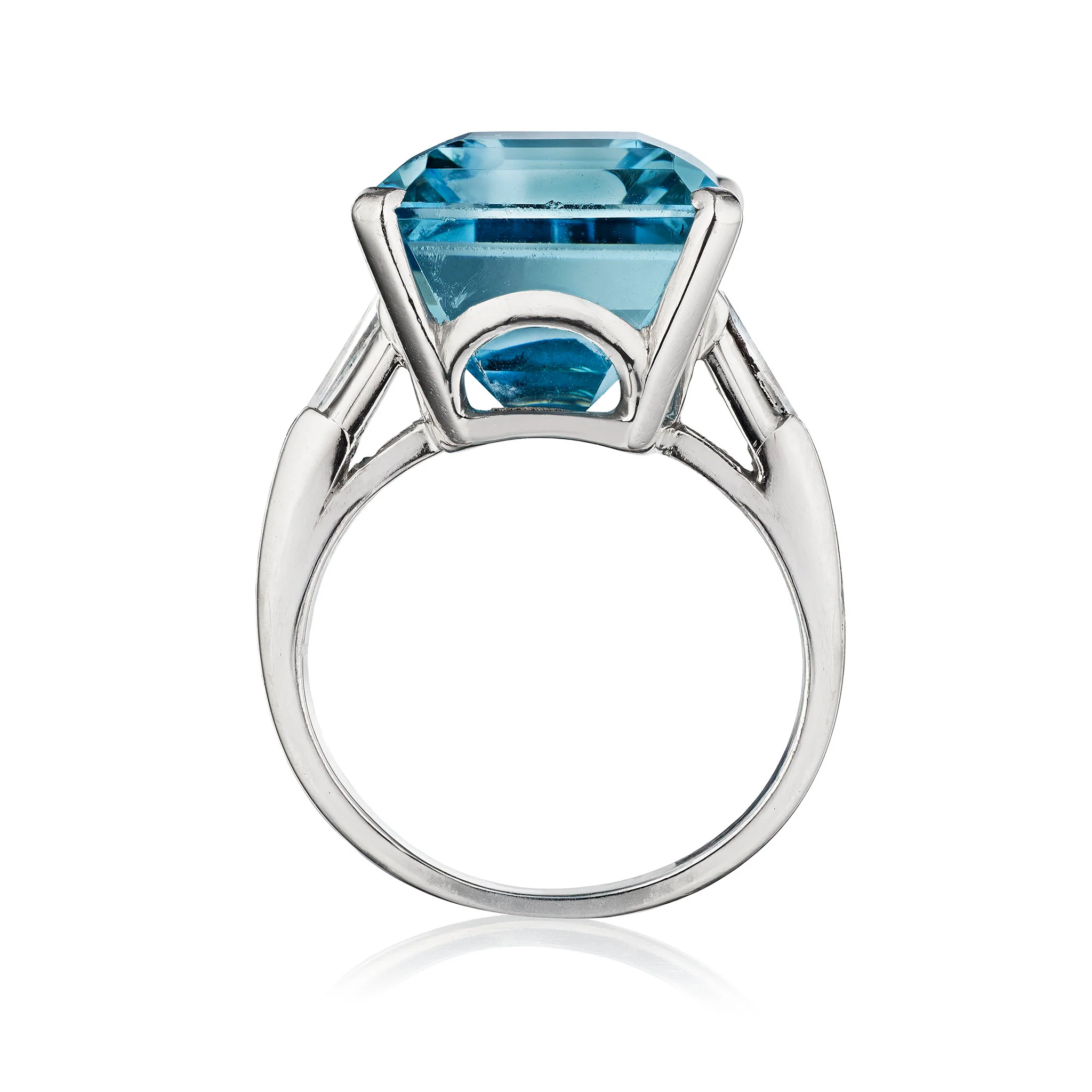 Oscar Heyman Aquamarine and Diamond Ring - Image 3
