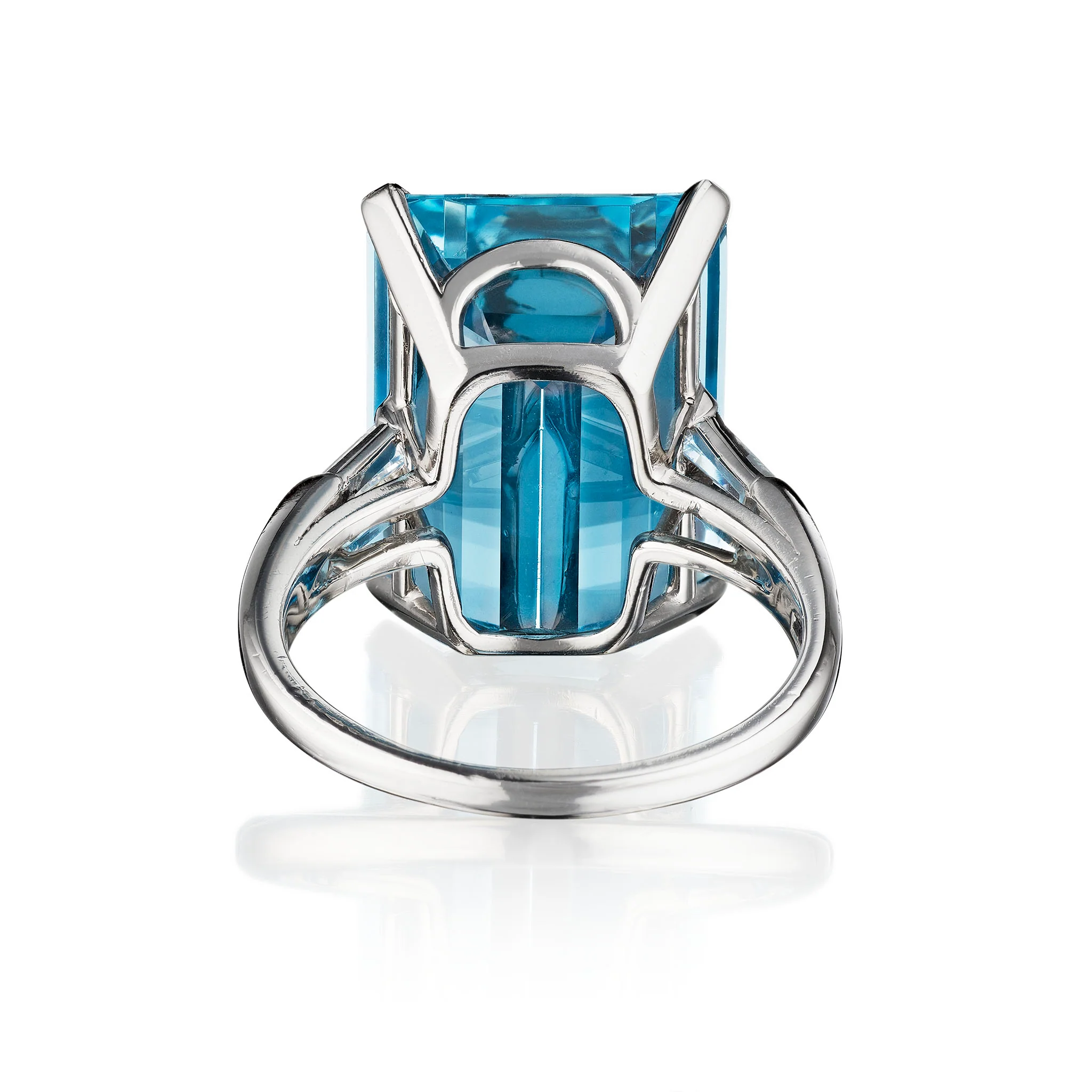 Oscar Heyman Aquamarine and Diamond Ring - Image 6