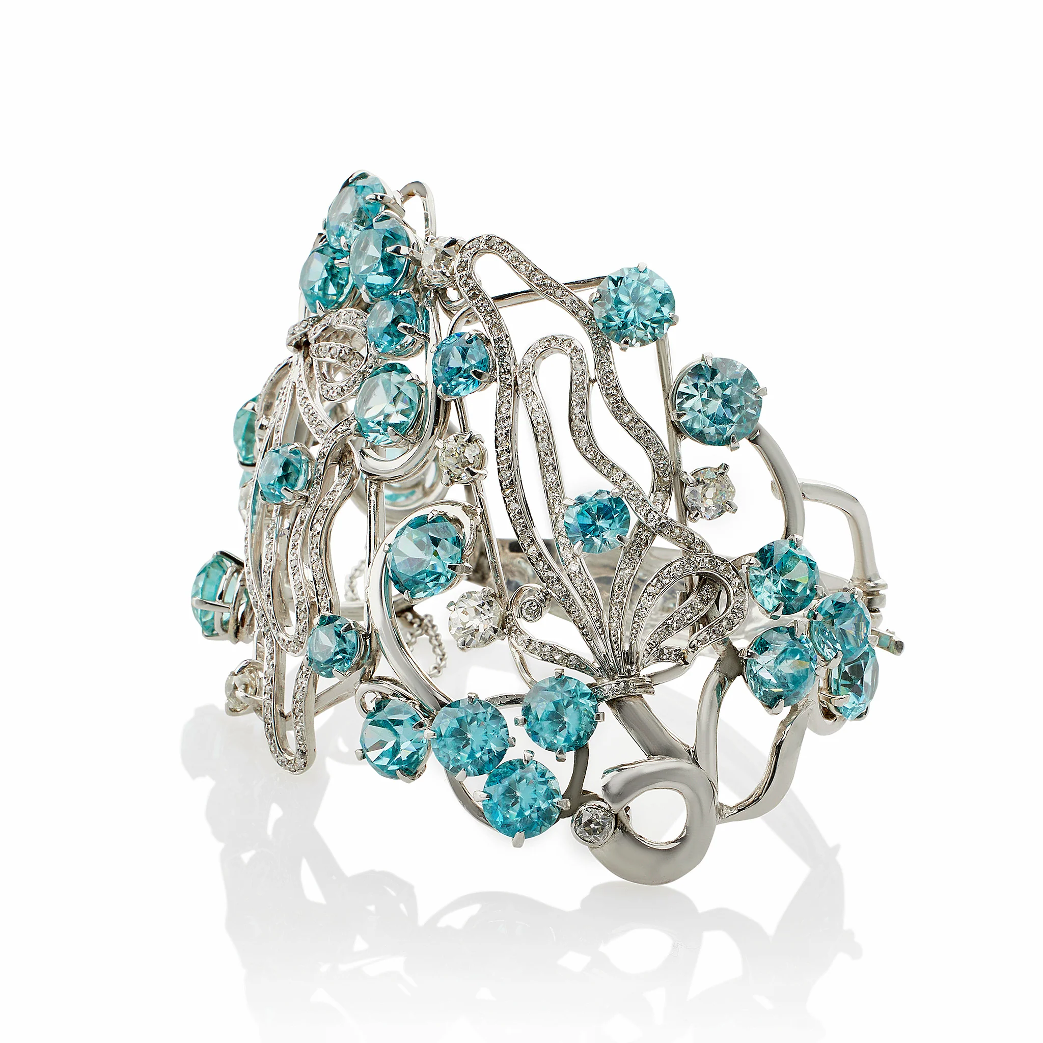 Seaman Schepps Blue Zircon and Diamond Bracelet - Image 3