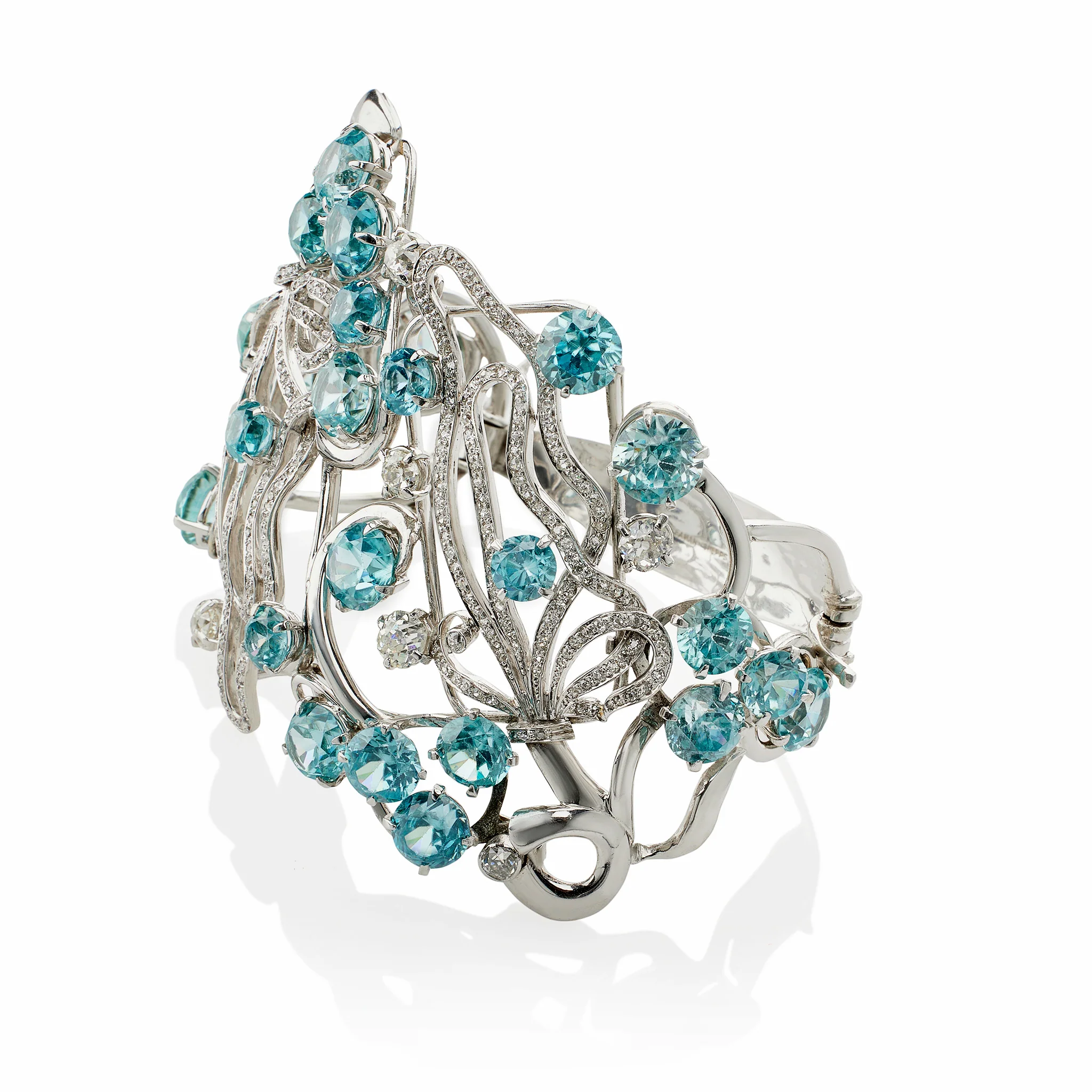 Seaman Schepps Blue Zircon and Diamond Bracelet - Image 4