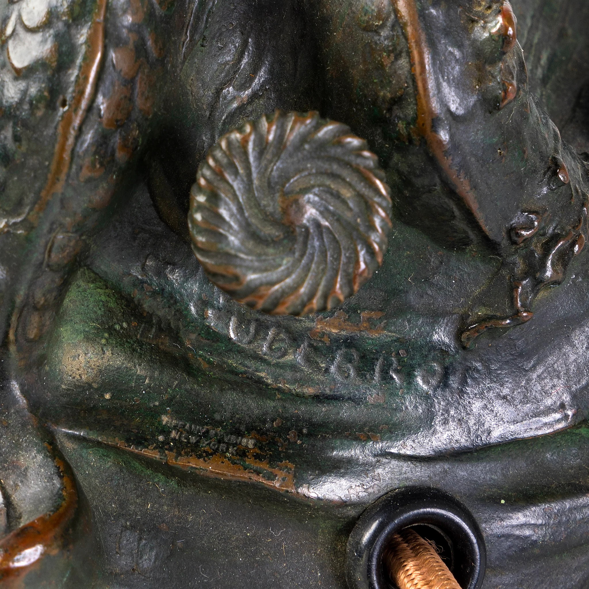 Tiffany Studios New York "Nautilus" Table Lamp With "Mermaid" Base - Image 5