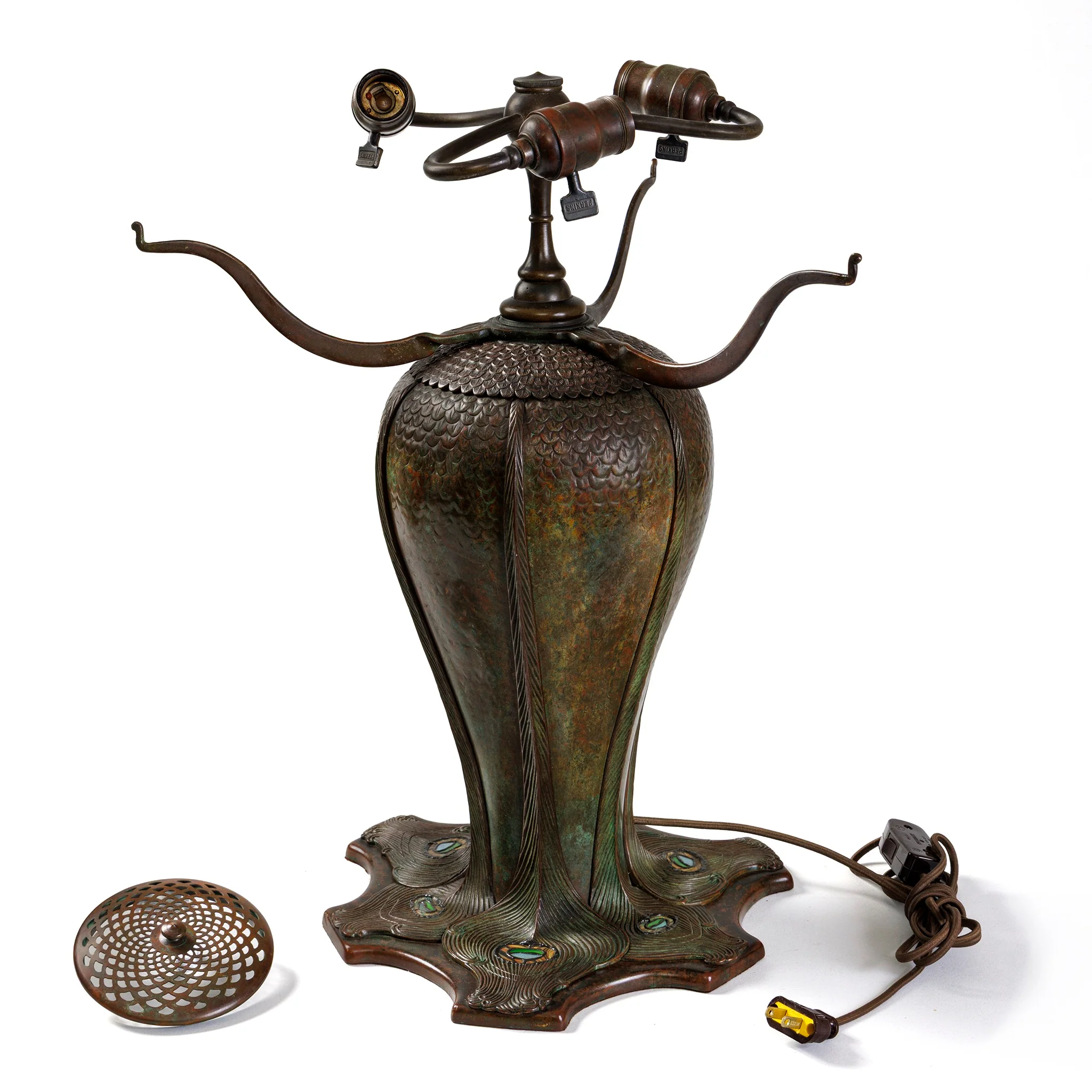 Tiffany Studios New York "Peacock" Table Lamp - Image 7
